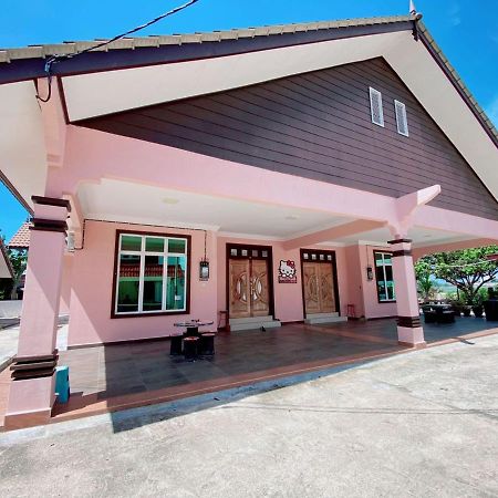 Hellokitty House - Unit 1 Βίλα Κουάλα Τερενγκάνου Εξωτερικό φωτογραφία