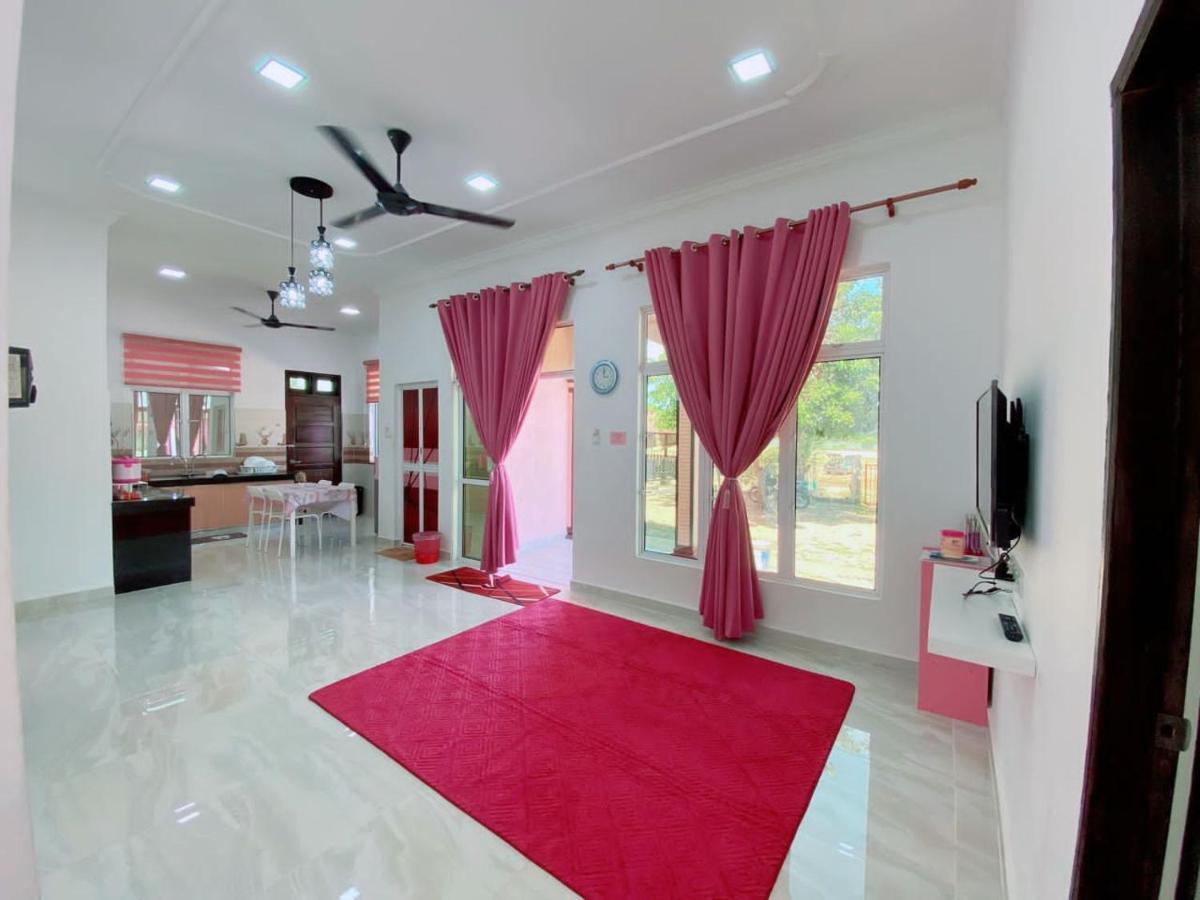 Hellokitty House - Unit 1 Βίλα Κουάλα Τερενγκάνου Εξωτερικό φωτογραφία