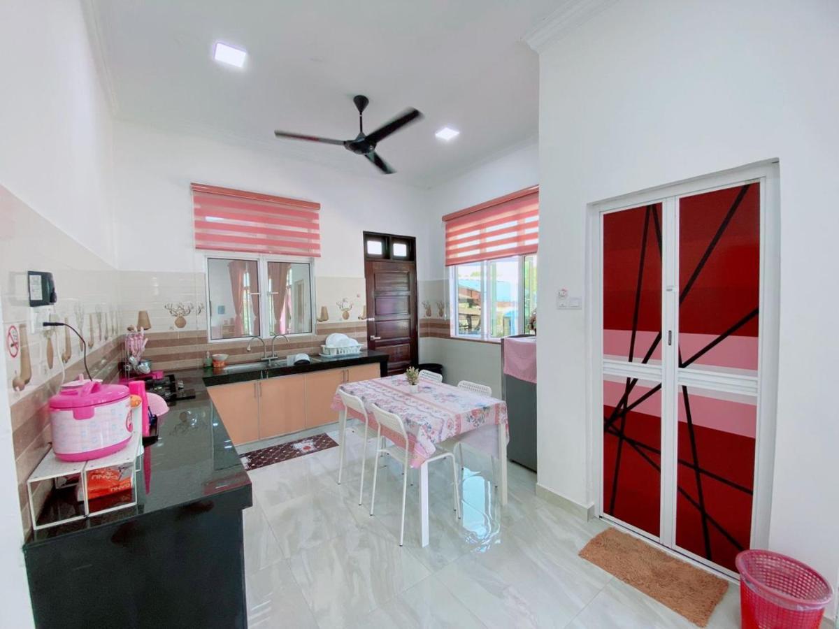 Hellokitty House - Unit 1 Βίλα Κουάλα Τερενγκάνου Εξωτερικό φωτογραφία