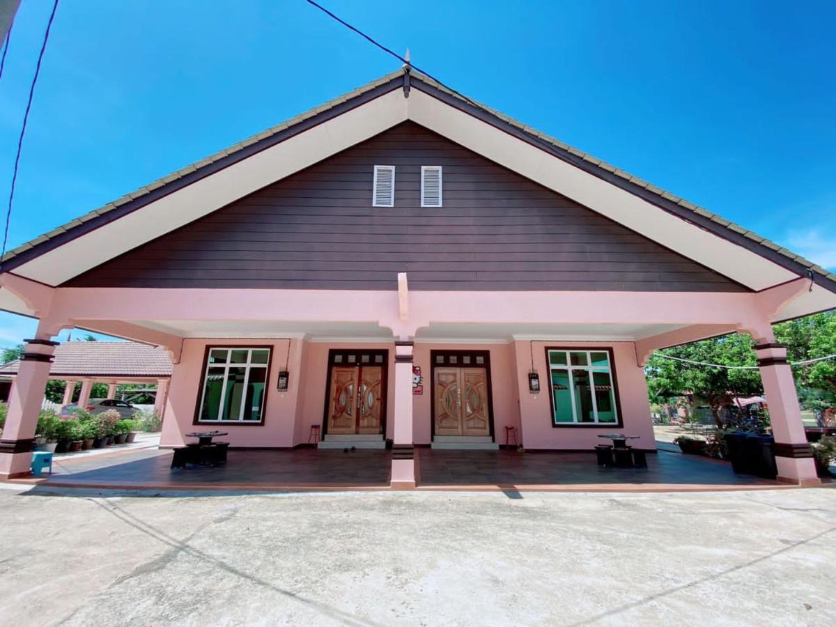 Hellokitty House - Unit 1 Βίλα Κουάλα Τερενγκάνου Εξωτερικό φωτογραφία