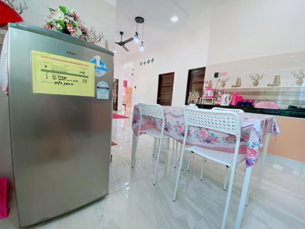 Hellokitty House - Unit 1 Βίλα Κουάλα Τερενγκάνου Εξωτερικό φωτογραφία