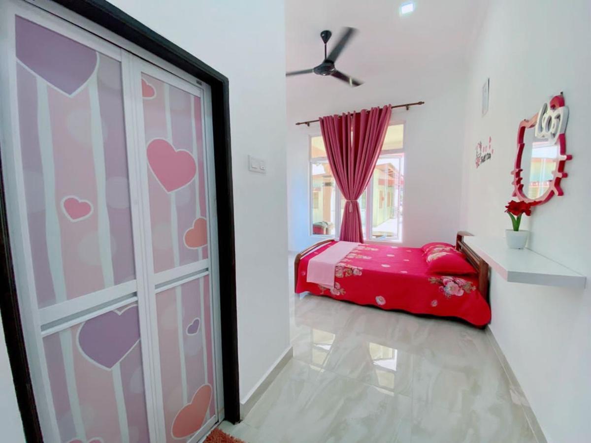 Hellokitty House - Unit 1 Βίλα Κουάλα Τερενγκάνου Εξωτερικό φωτογραφία