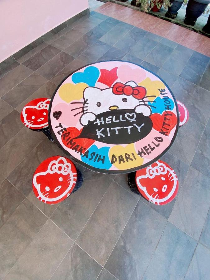 Hellokitty House - Unit 1 Βίλα Κουάλα Τερενγκάνου Εξωτερικό φωτογραφία